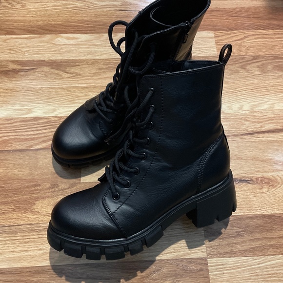 MIA Shoes - Women 8.5 New Combat Boots Moto Boots Motorcycle Boots- yes they fit wide feet-